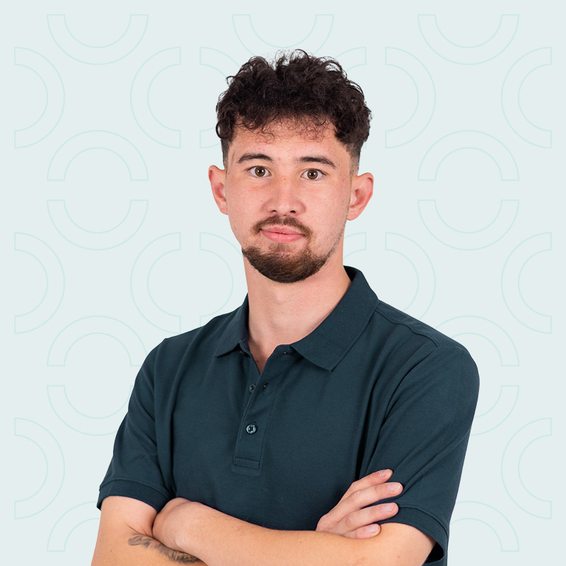 yuucar-smart-car-service-team-boris-kuenstler